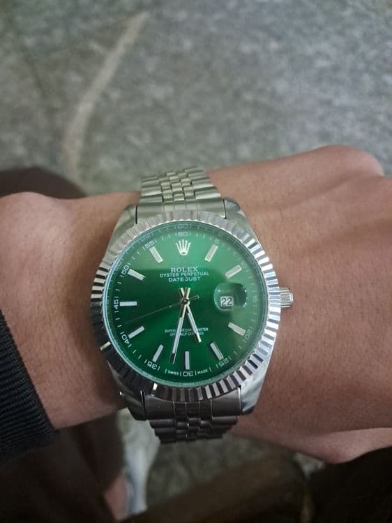 Rolex qol soati sotiladi yangi karopkasi bn upakovkasi buzulmagan — 1