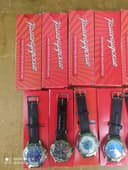 Продам новые фирменные командирские часы