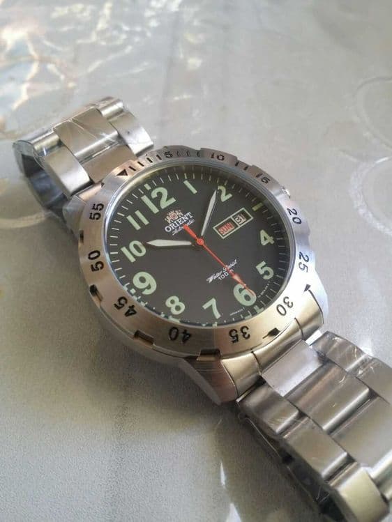Продам часы ORIENT-100m — 1