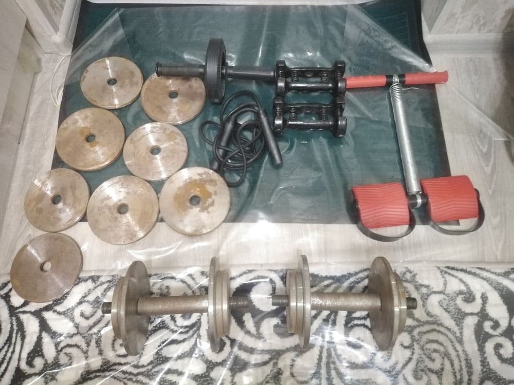 Sport anjomlari sotiladi — 1