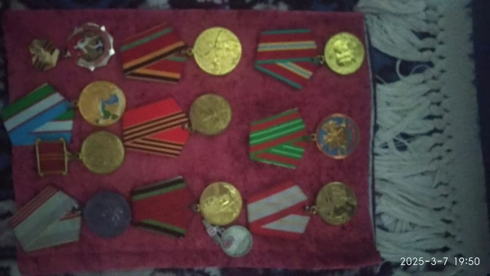 Продаю всю коллекцию. 3 миллиона сум — 1