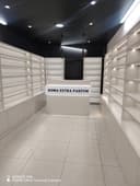 Polka vitrina stelaj apteka magazin полка витрина стелаж