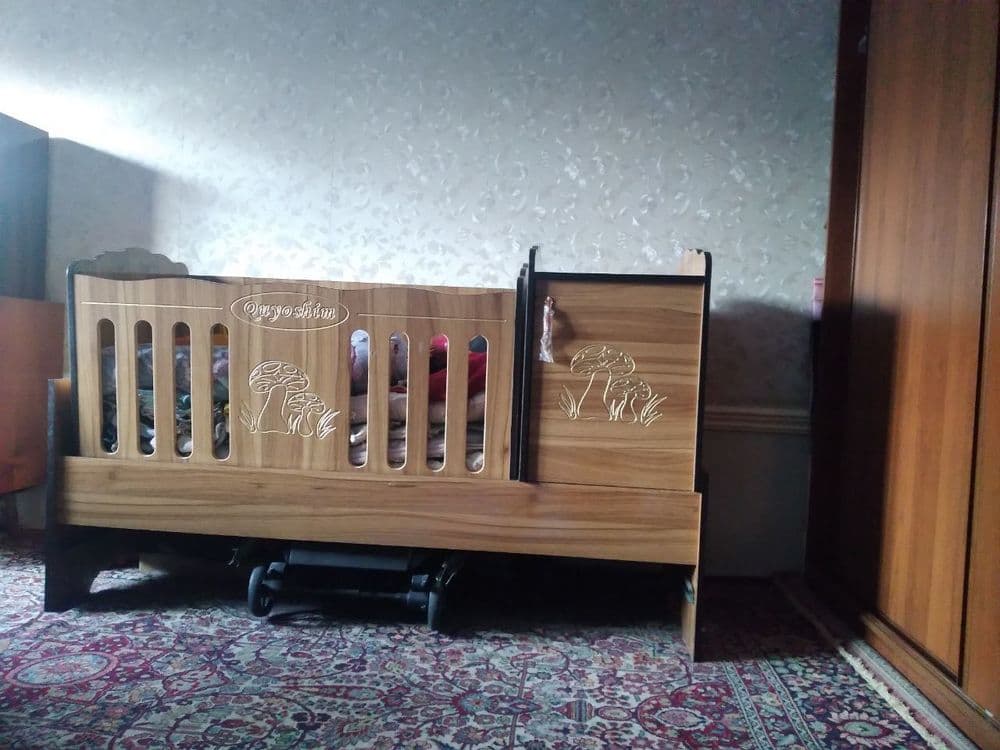 Sotiladi 2 ta tortmasi bor, — 1