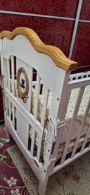 Продается кроватка детская все в комплекте есть