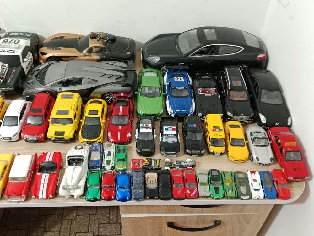 Срочно продам всю свою коллекцию машинок — 1