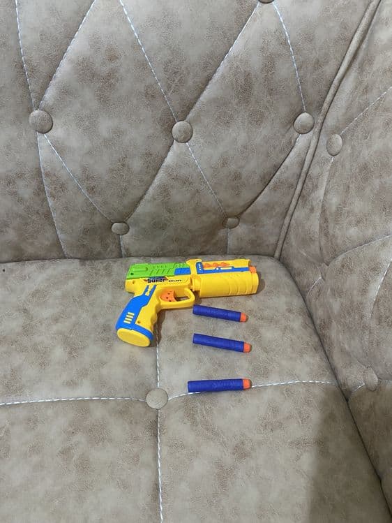 Pistolet detiskiy sotiladi — 1