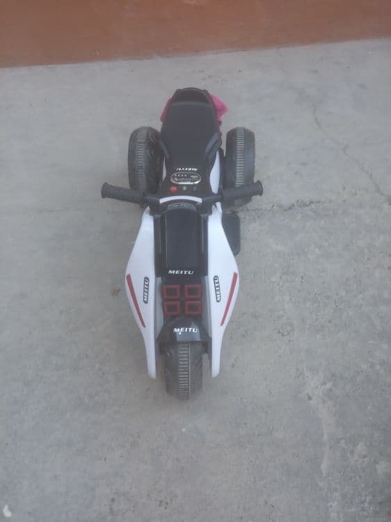Detskiy Motosikl elektrik — 1