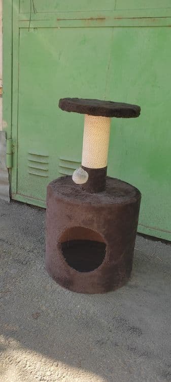 Домик для кошки . — 1