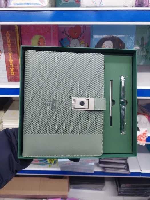 ОПТОМ: SMART Ежедневник Power bank 8000 + Ручка в коробке с ДОСТАВКОЙ — 1