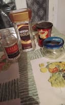 Продаем банки разные.