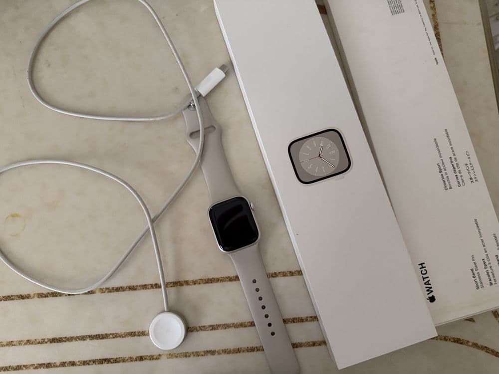 Apple Watch Series 8 GPS 41 мм Silver Aluminum — 1