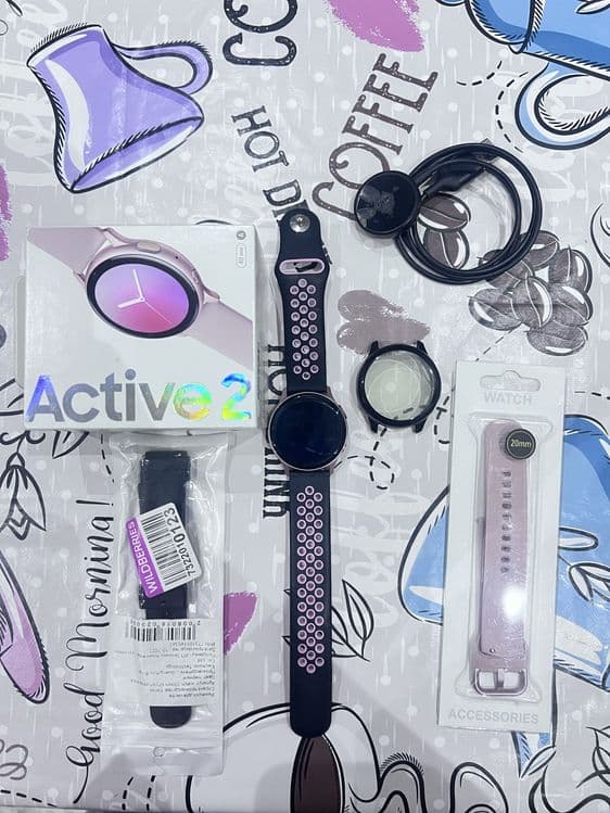 Samsung Galaxy watch Active2 — 1