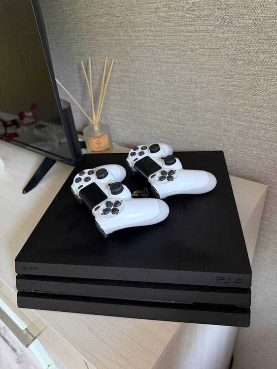 PlayStation 4 Pro — 1