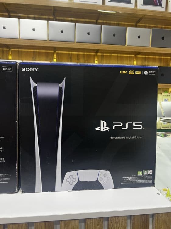 PlayStation 5 digital edition 825 Gb — 1