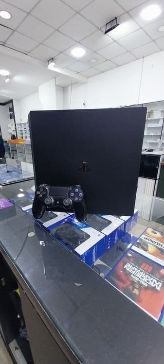 PS4 pro 1TB Vzolom — 1
