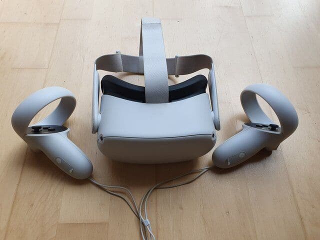 Шлем виртуальной реальности Oculus quest 2 — 1