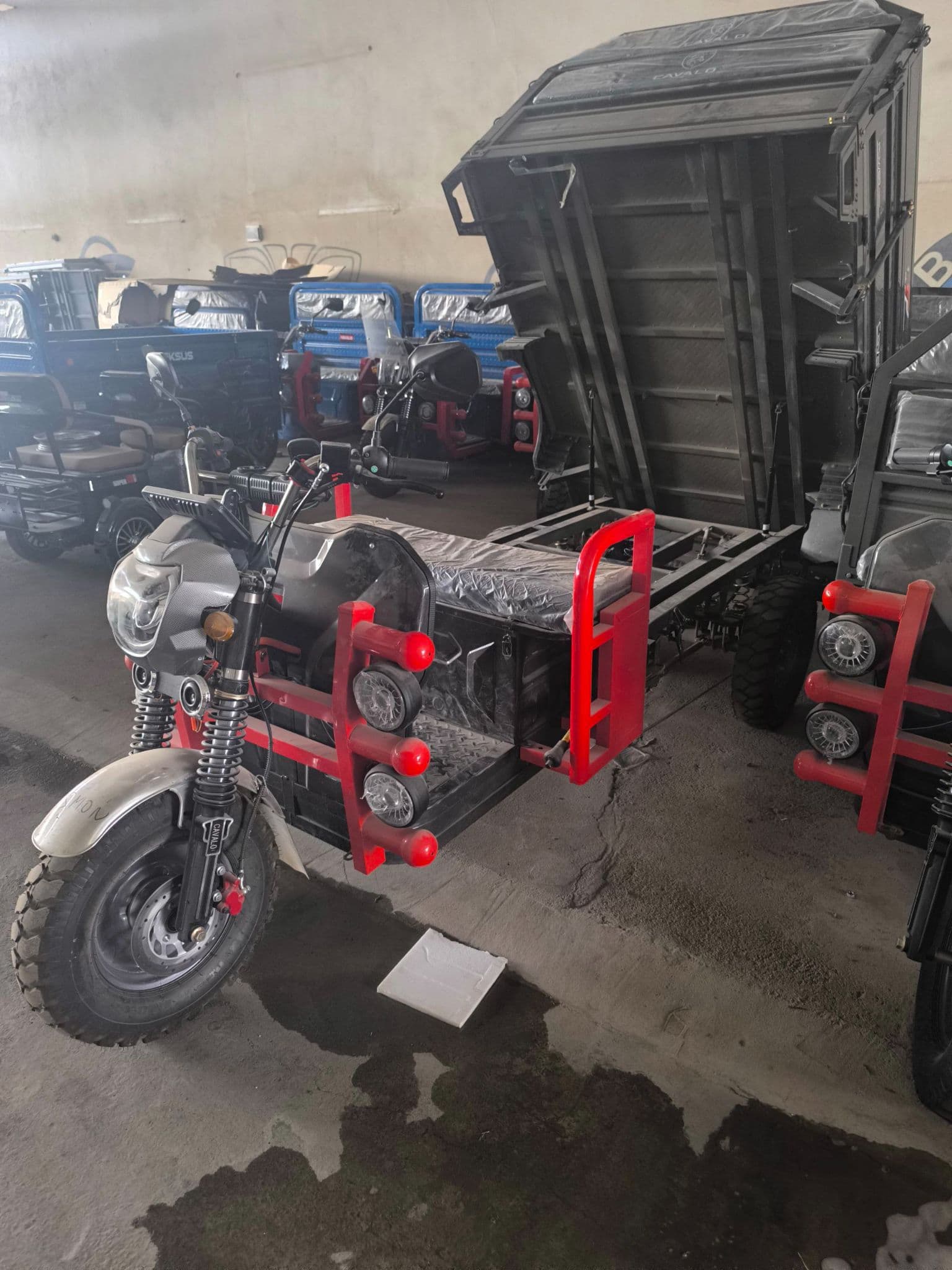 UCH G'ILDIRAKLI ELEKTROMOTOTRANSPORT — 1