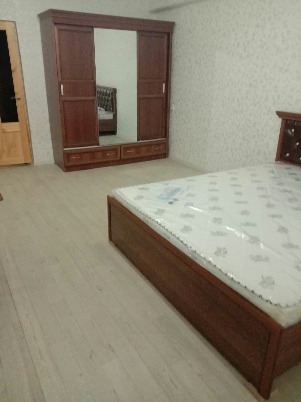 Юнусабад 2 квартал 1 в 2 /1/4 2 комнаты не торец 36 м2 — 1