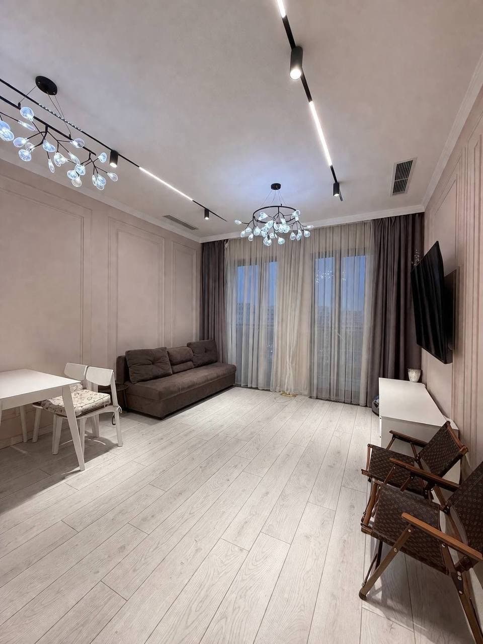 Mirabad Avenue Продается 2 комнатная квартира ремонт Мирабадский район — 1
