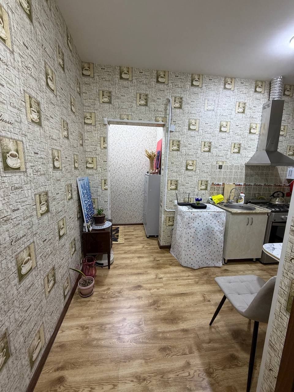 Срочно продается квартира Карасу 6 1/4/4 — 1