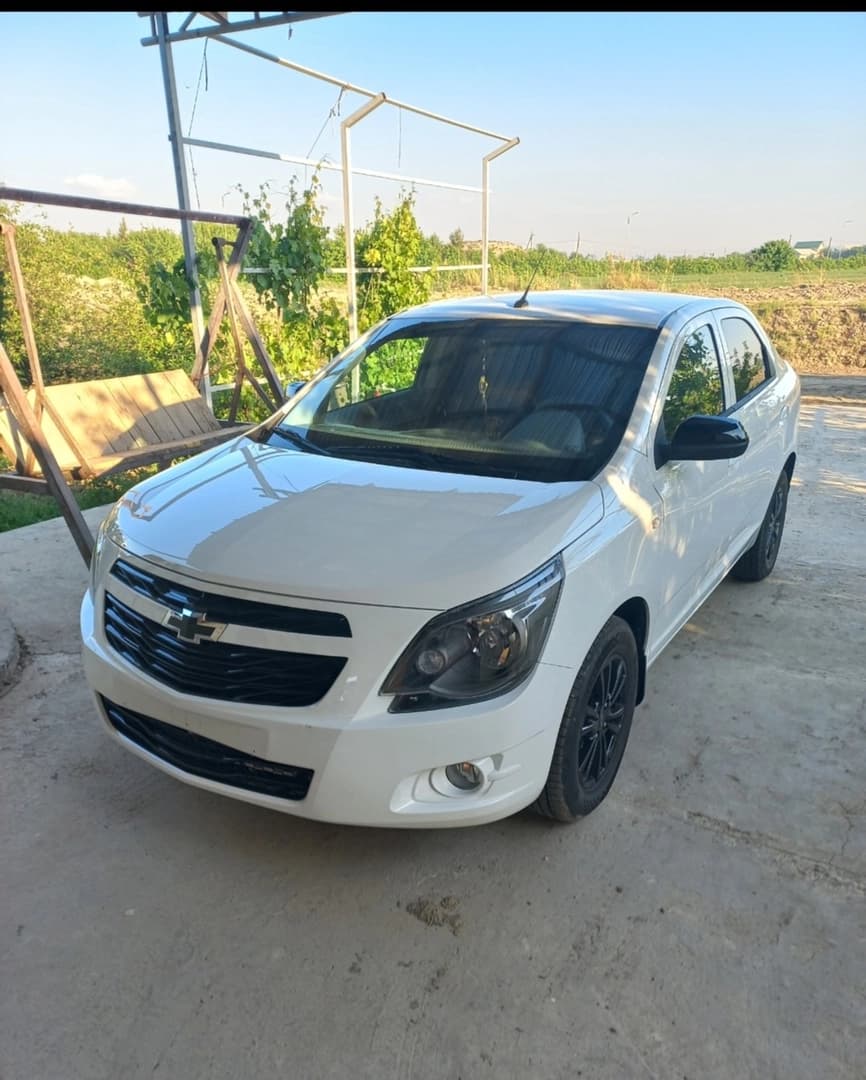 Chevrolet Cobalt 2025 — 1