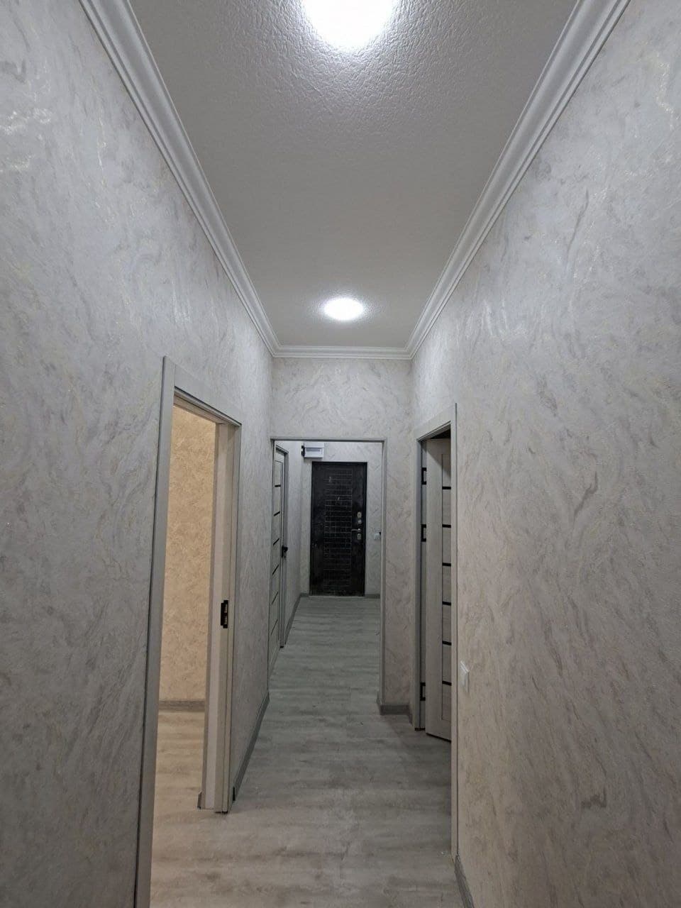 W0098 ПРОДАЕТСЯ 4/1/4 На: 7-квартал — 1