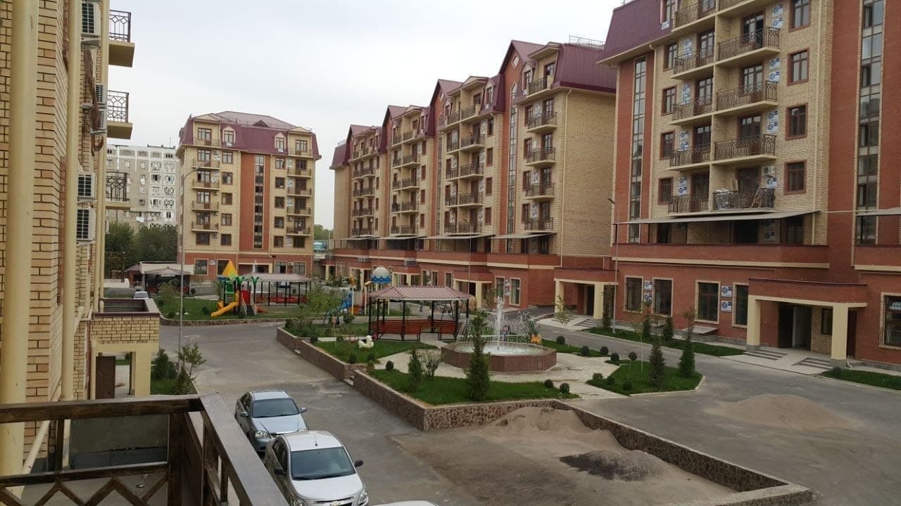 Продаётся квартира в р-не Юнусабад, ЖК Yetti Chinor 3/2/7 — 1