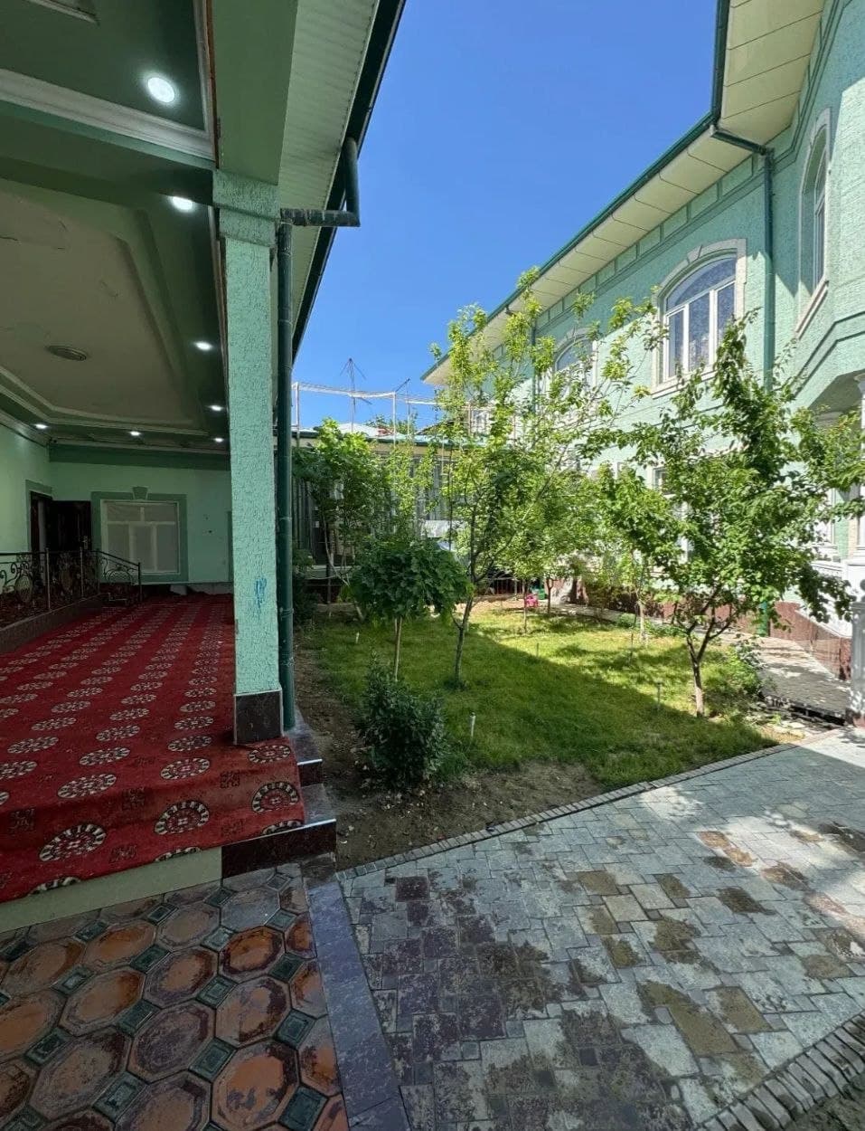 ZUDLIK BILAN UCHASTKA SOTILADI — 1