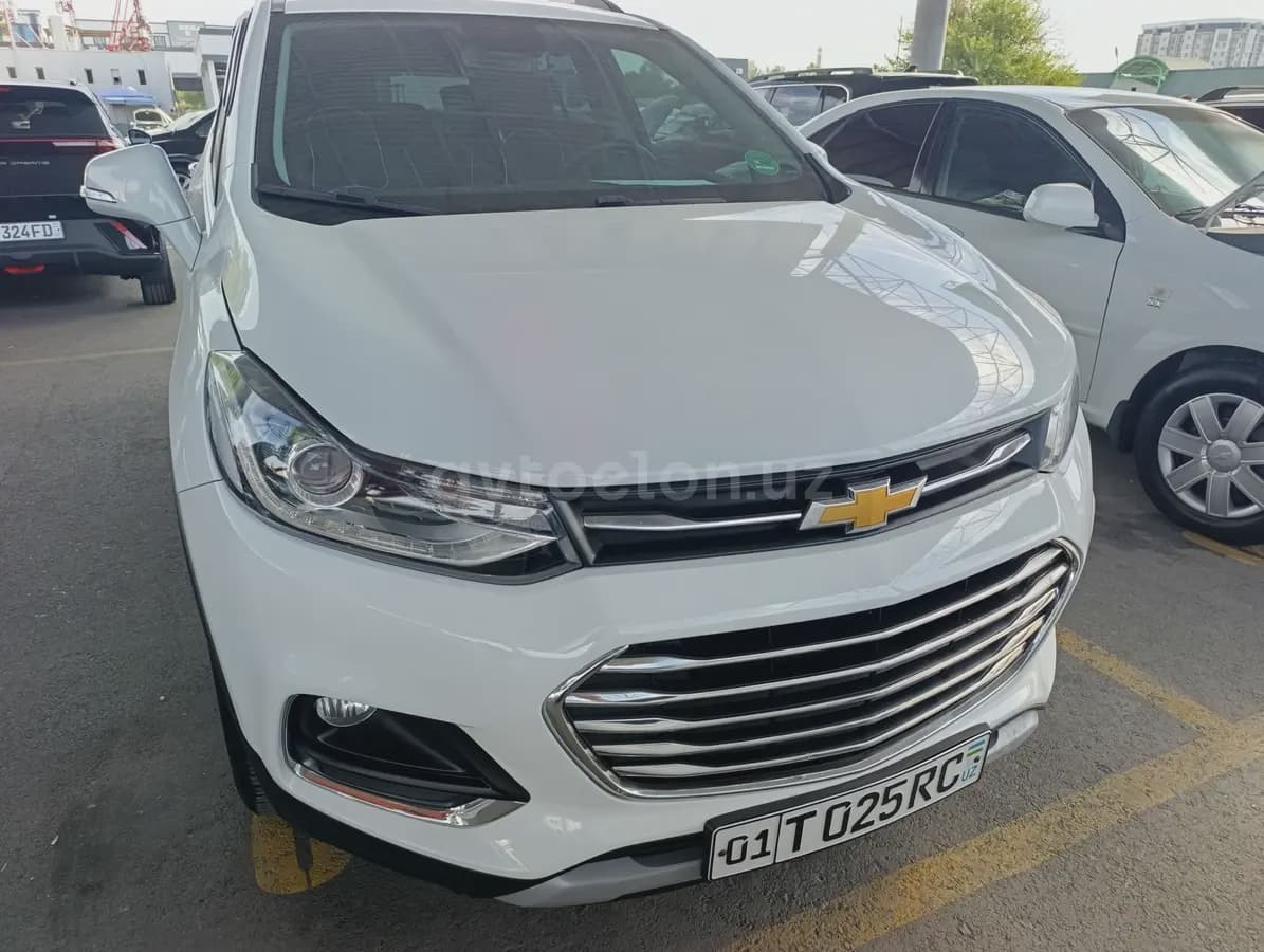 Chevrolet Tracker, 3 позиция 2020 — 1