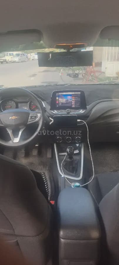 Chevrolet Onix 2023 — 1