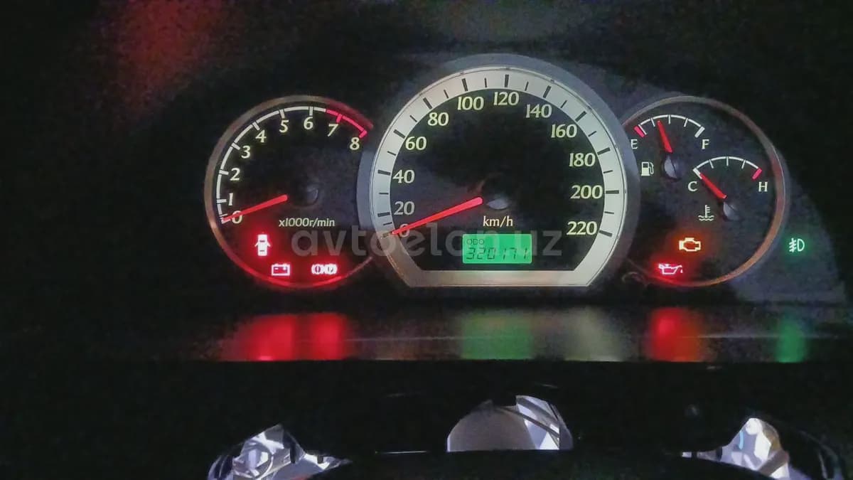 Chevrolet Lacetti, 2 позиция 2011 — 1