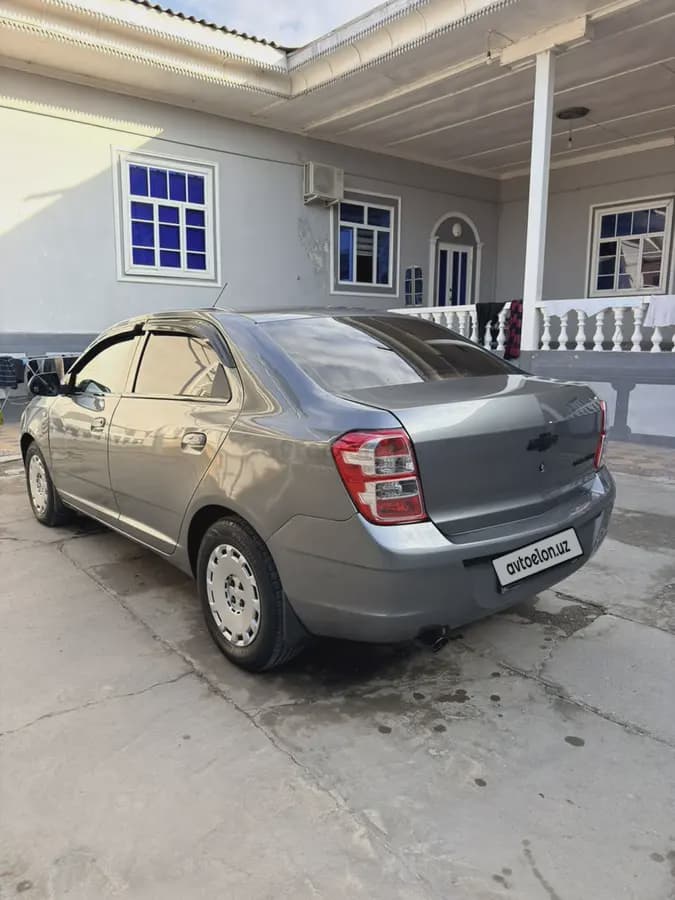 Chevrolet Cobalt, 3 позиция 2014 — 1