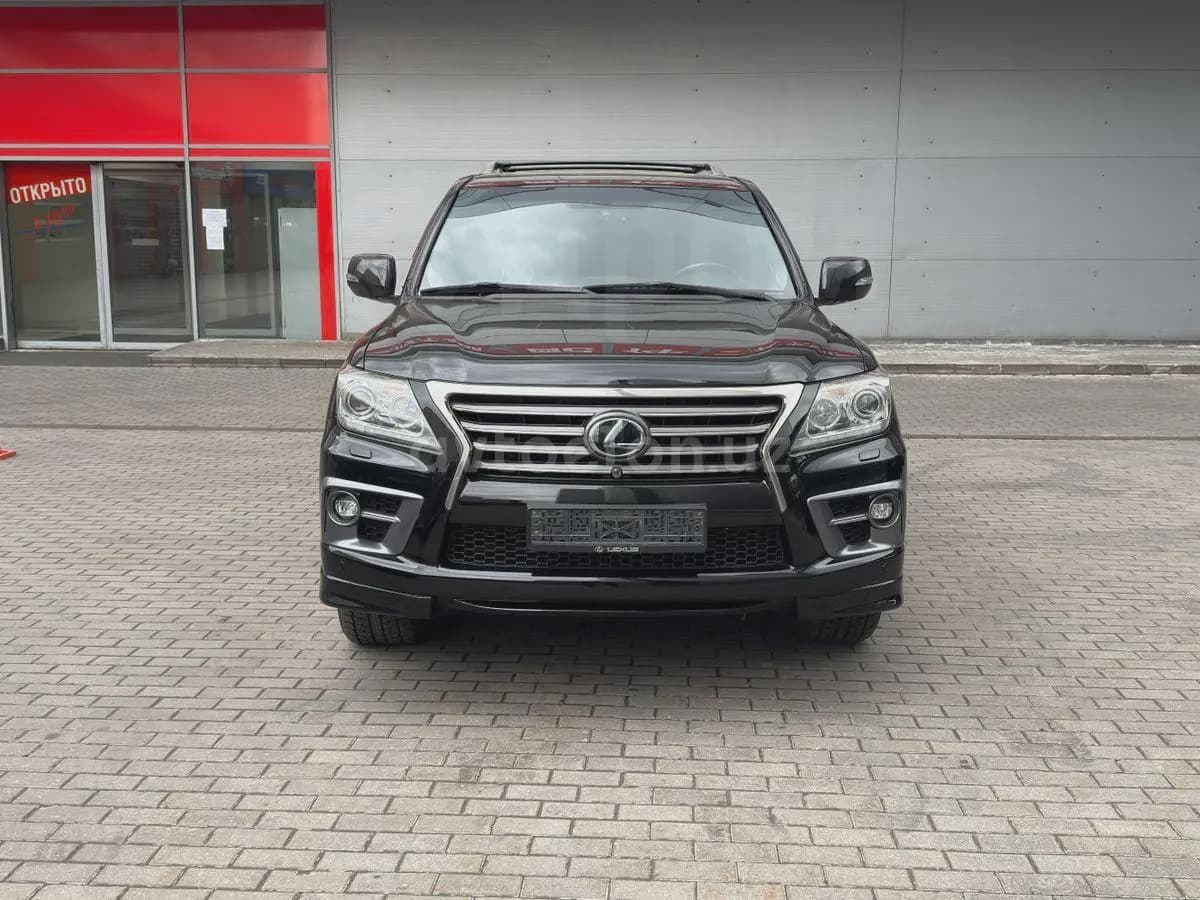 Lexus LX 570 2014 — 1