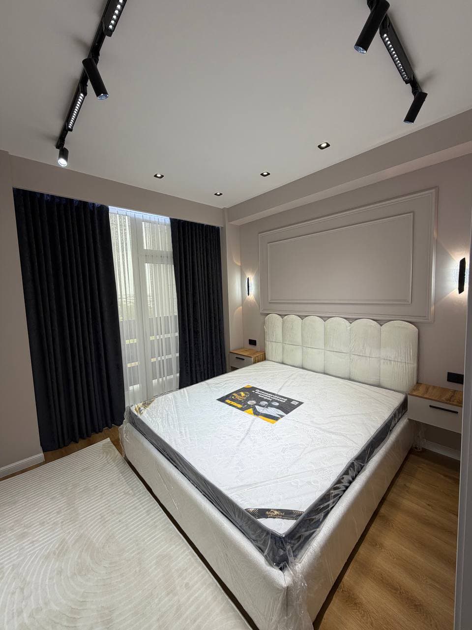 Yunusobod Xonsaroy Novastroyka Sotiladi 2/11/16 56+22 m² kvadrat — 1