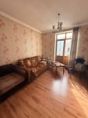 Продаётся 3/5/5 М Улугбекский р-н (3/5/5)