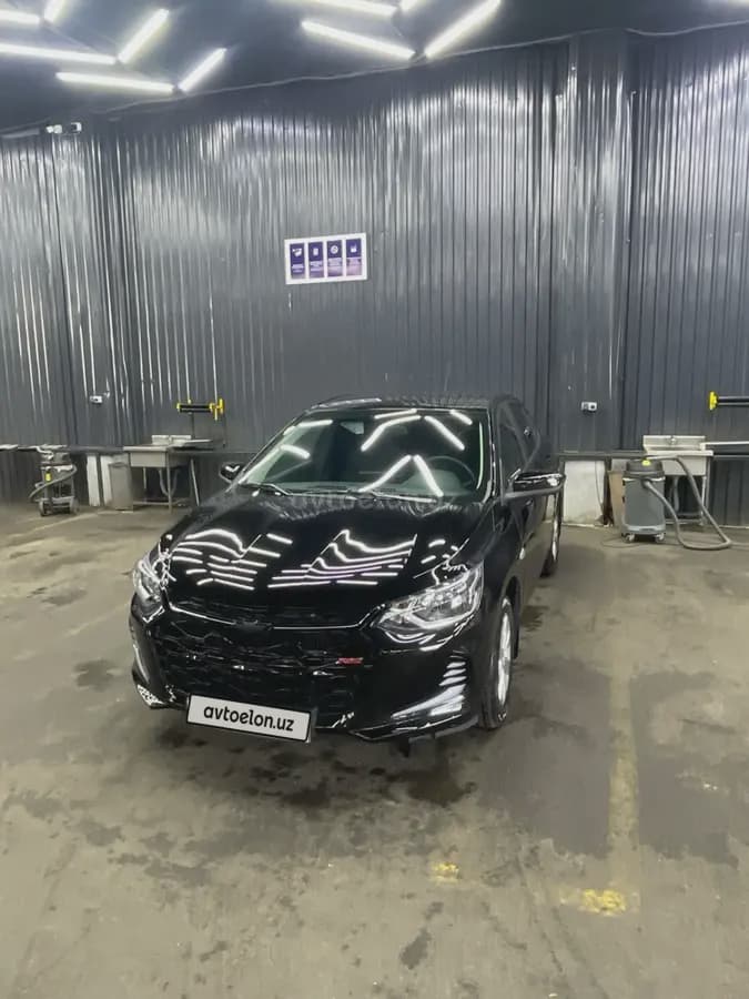 Chevrolet Onix 2024 — 1