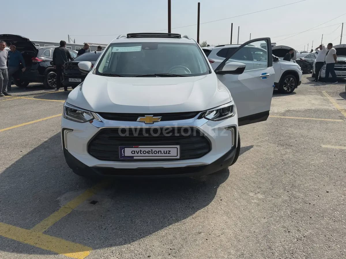 Chevrolet Tracker 2 2023 — 1