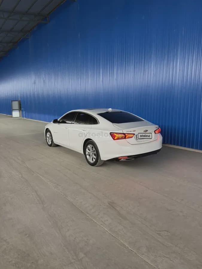 Chevrolet Malibu 2 2019 — 1