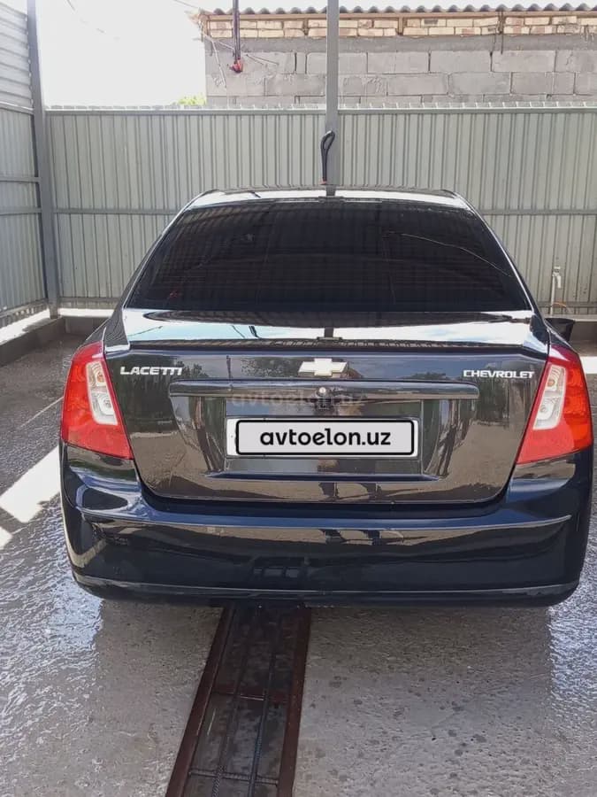Chevrolet Lacetti, 1 позиция 2011 — 1