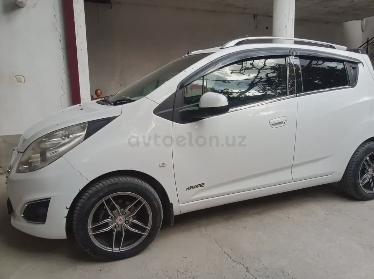 Chevrolet Spark, 3 позиция 2013 — 1
