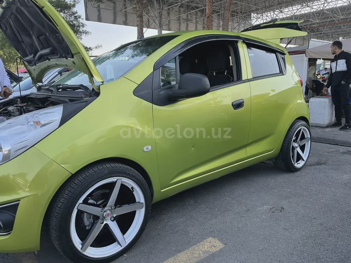 Chevrolet Spark, 3 позиция 2012 — 1