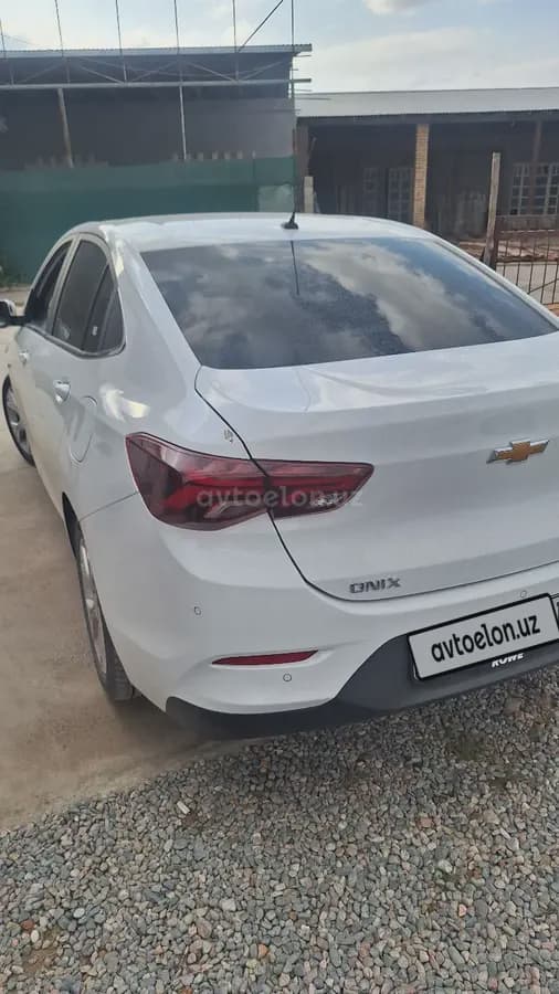 Chevrolet Onix 2026 — 1