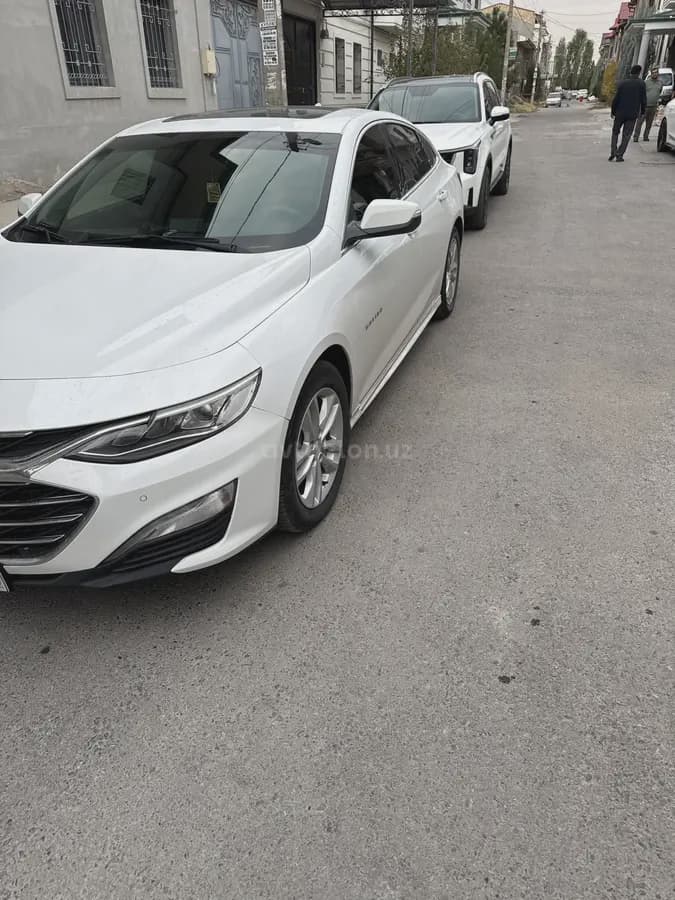 Chevrolet Malibu 2 2018 — 1