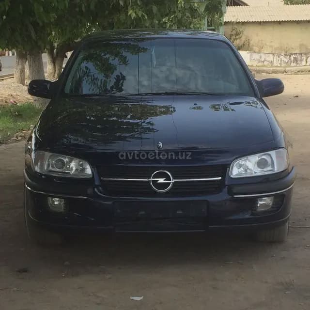 Opel Omega 1999 — 1