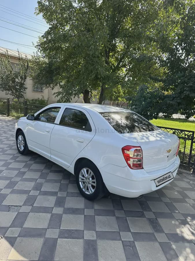 Chevrolet Cobalt, 4 позиция 2024 — 1