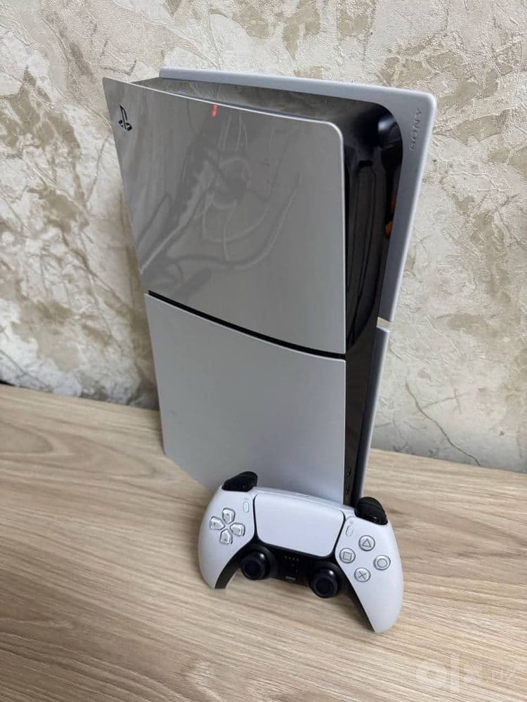 Srochna‼️Playstation 5 slim, 1t — 1