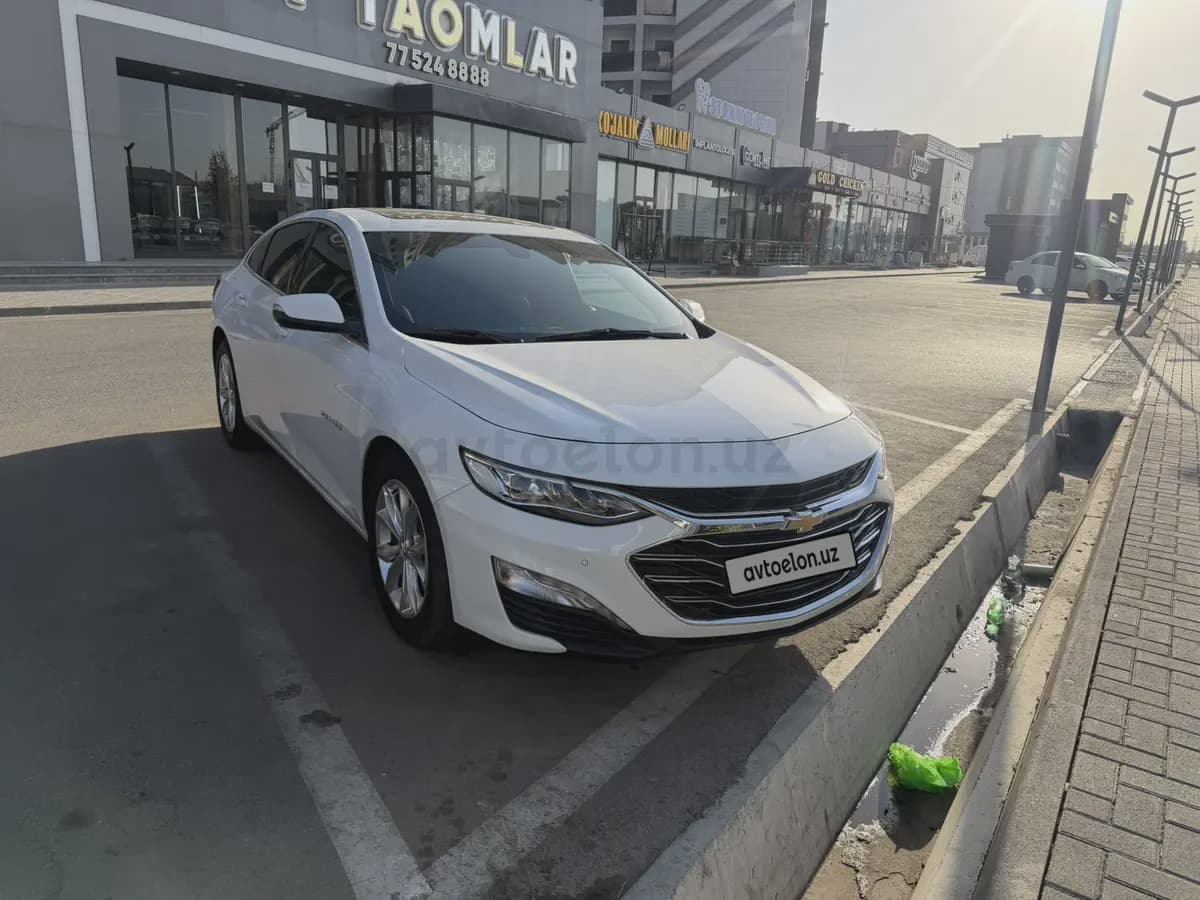 Chevrolet Malibu 2 2020 — 1