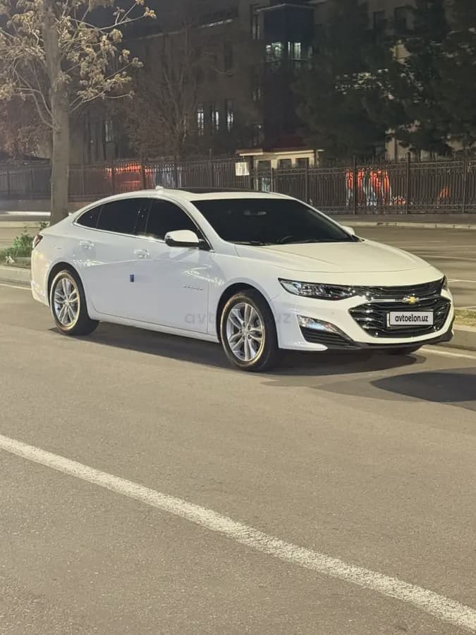 Chevrolet Malibu 2 2018 — 1