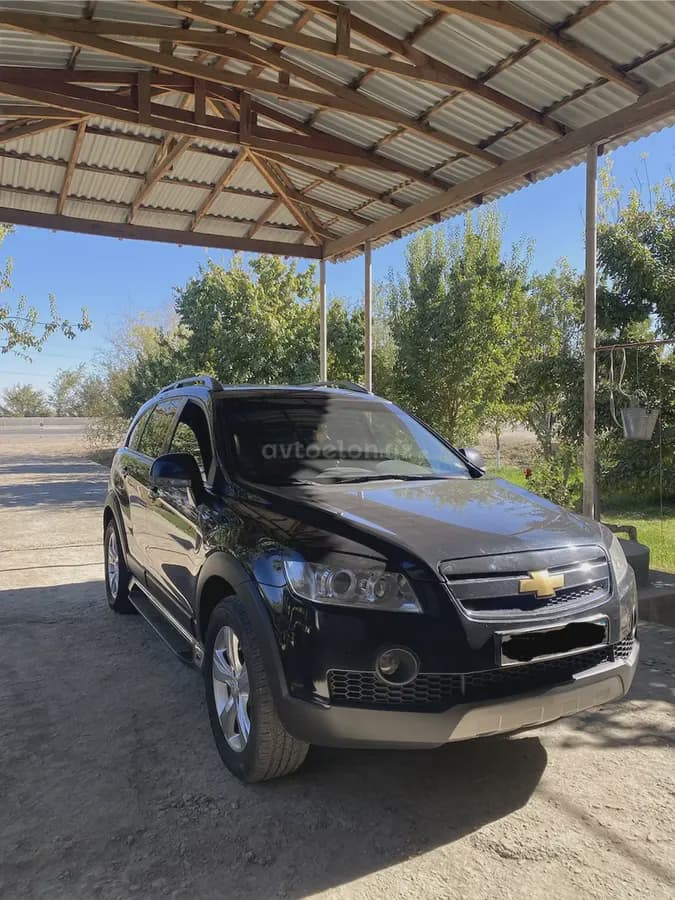 Chevrolet Captiva, 1 позиция 2010 — 1