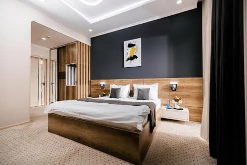 Art Regency Premium Hotel, Free Airport Shuttle Service — 1